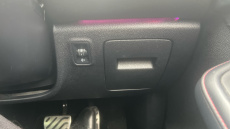 MG Hs 1.5 T-GDI Exclusive 5dr DCT Petrol Hatchback